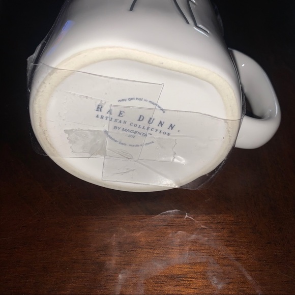 Rae Dunn mug with topper - Picture 3 of 3